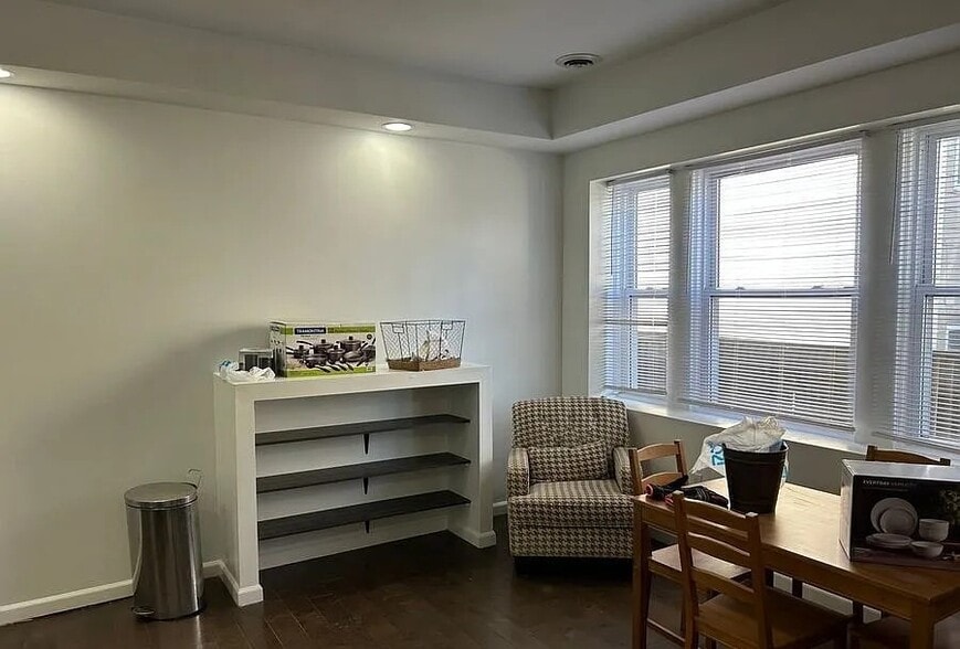 More Photos Of 120 S 46th St, Philadelphia Multifamily For Sale