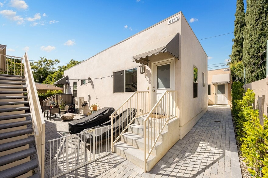 More Photos Of 4129 Chevy Chase Dr, Los Angeles Storefront Retail Residential For Sale