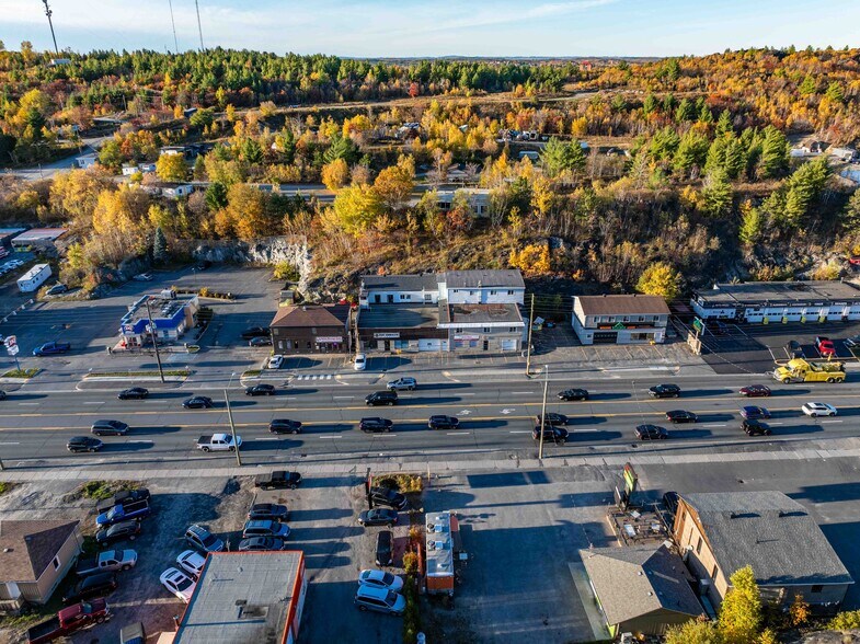 More Photos Of 1258 Kingsway, Sudbury Flex For Lease