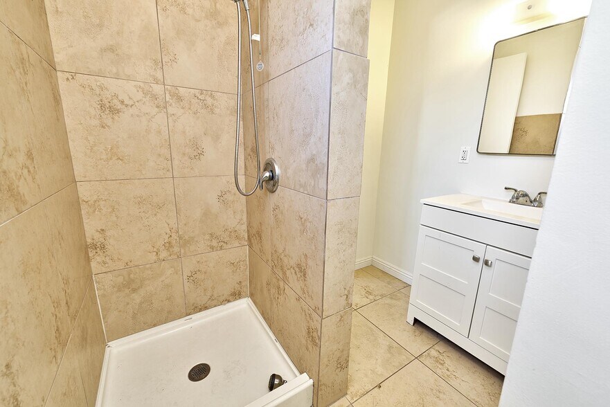 More Photos Of 1381 Burwood St, La Habra Apartments For Sale