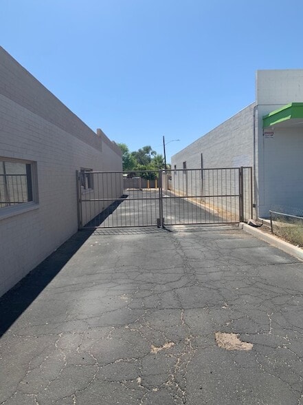 More Photos Of 3520 N 16th St, Phoenix Office For Sale