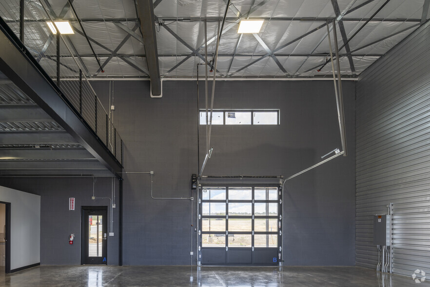 More Photos Of 1010 S Interstate Rd, Castle Rock Showroom For Sale