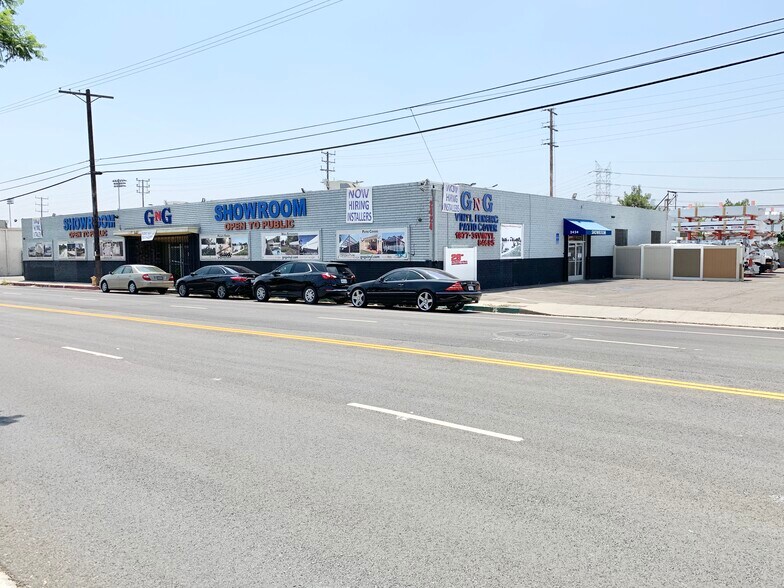 Primary Photo Of 2424 N San Fernando Rd, Los Angeles Industrial For Sale