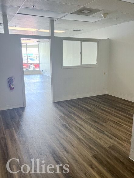 More Photos Of 800-1122 S Vista Ave, Boise Unknown For Lease