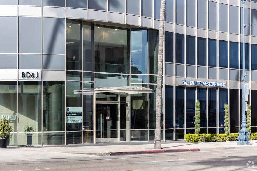 More Photos Of 9701 Wilshire Blvd, Beverly Hills Office For Lease