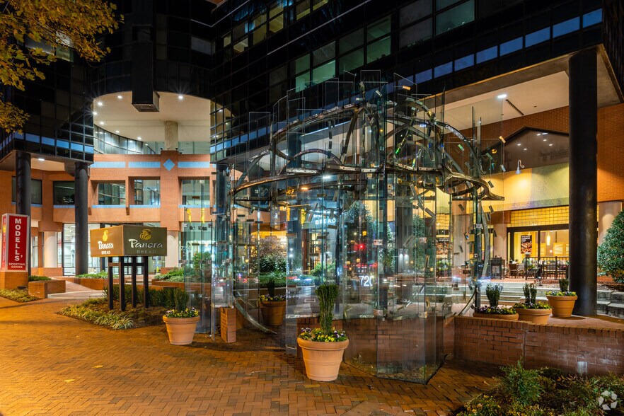 More Photos Of 7201 Wisconsin Ave, Bethesda Office For Lease