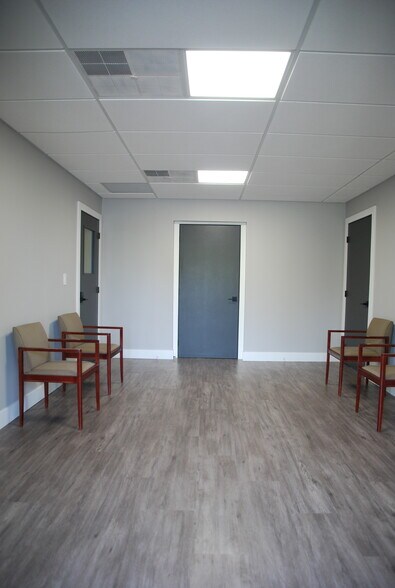 More Photos Of 1314 Barnhart Rd, Troy Office For Lease