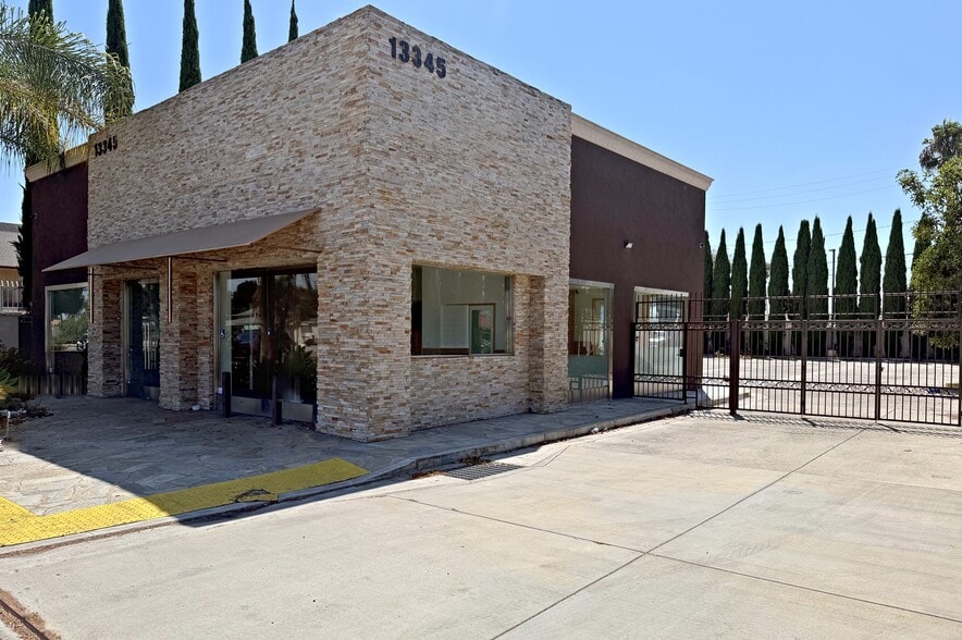 Primary Photo Of 13345 Euclid St, Garden Grove Restaurant For Sale