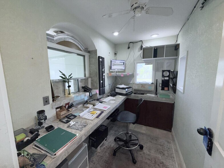 More Photos Of 1131 Austin Hwy, San Antonio Hotel For Sale