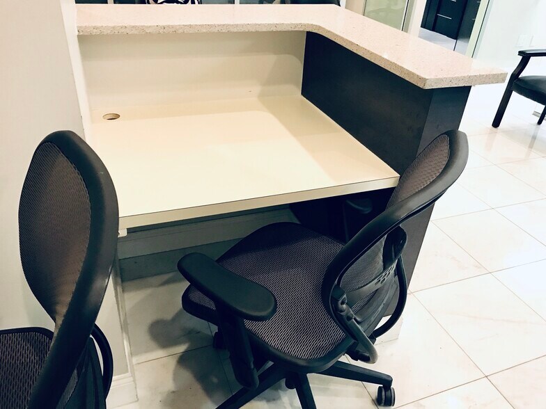 More Photos Of 34-36 W 44th St, New York Medical For Sale