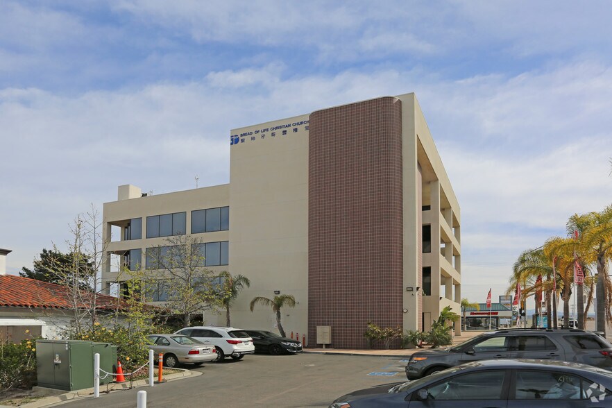 More Photos Of 7084 Miramar Rd, San Diego Office For Lease