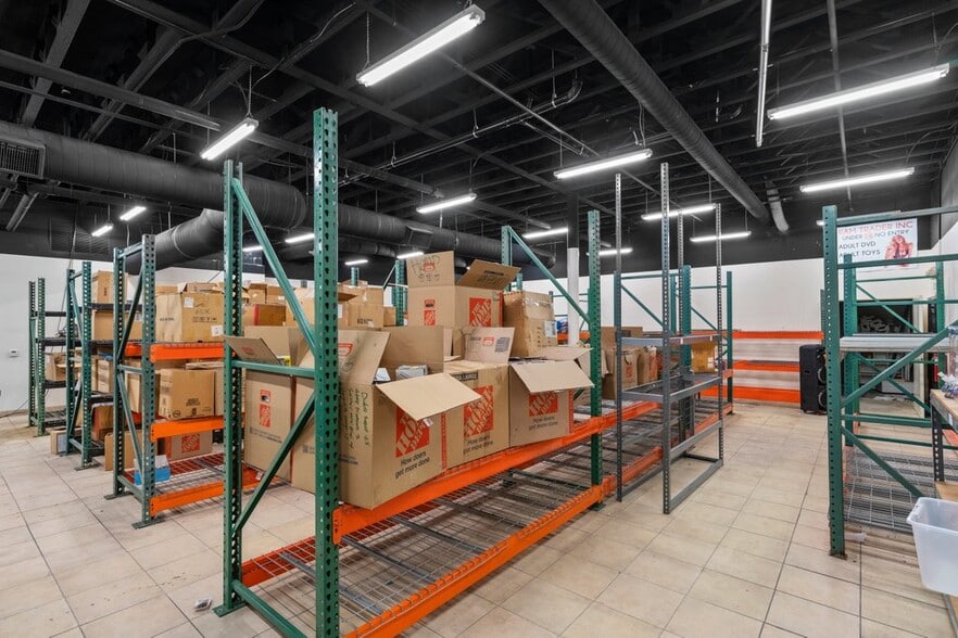 More Photos Of 1405 E Sunset Rd, Las Vegas Restaurant For Lease