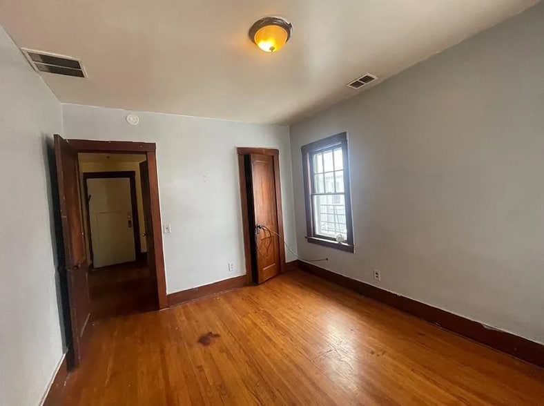 More Photos Of 535 Parsells Ave, Rochester Apartments For Sale