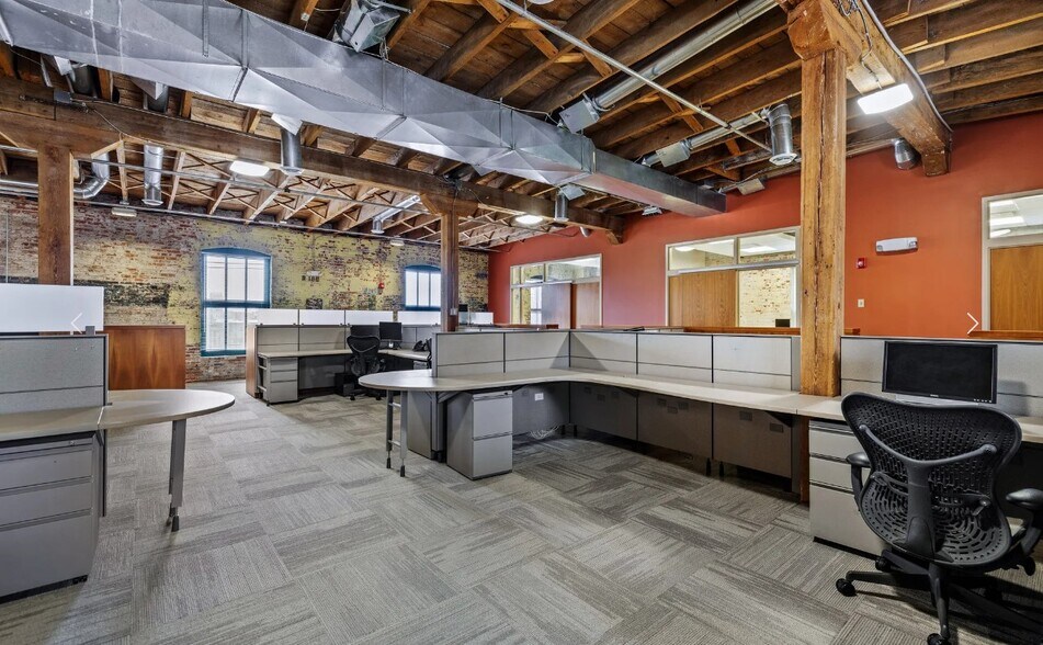 More Photos Of 1407 Fleet St, Baltimore Loft Creative Space For Lease