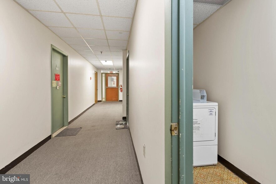 More Photos Of 100 W Franklin St, Hagerstown Office Residential For Lease