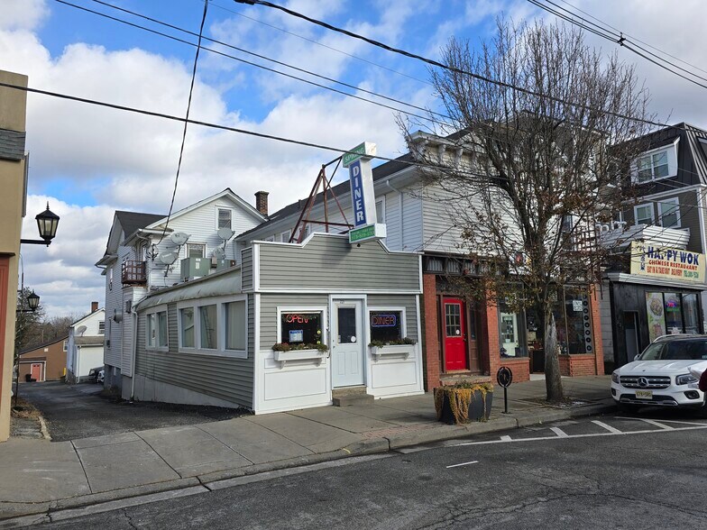 More Photos Of 221 Spring St, Newton Apartments For Sale