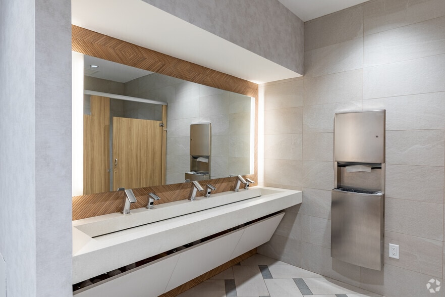 More Photos Of 1150 Lake Hearn Dr NE, Atlanta Unknown For Lease