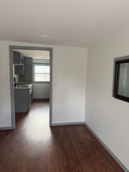 More Photos Of 2719 Huff Dr, Lawrenceville Office For Lease