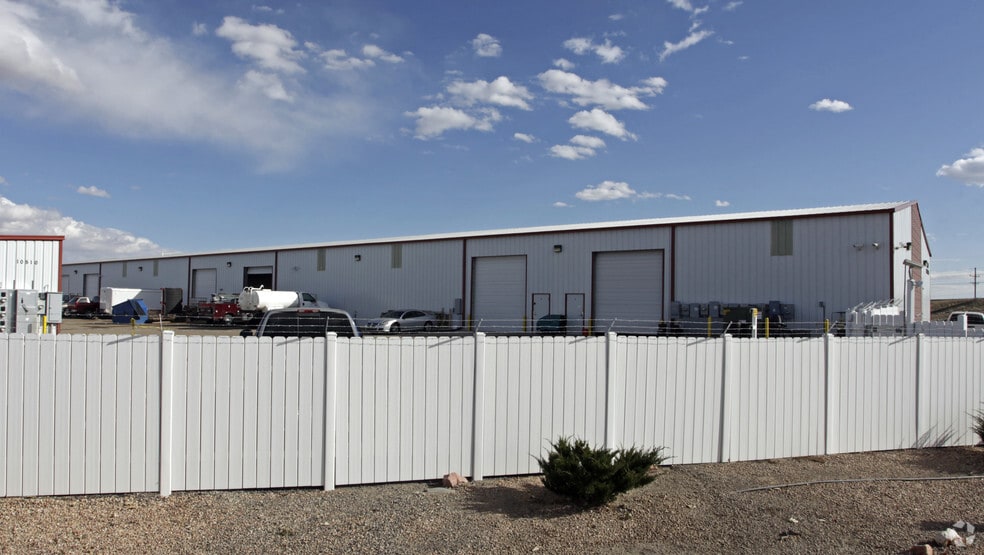 More Photos Of 10500 Havana Ct, Brighton Warehouse For Lease