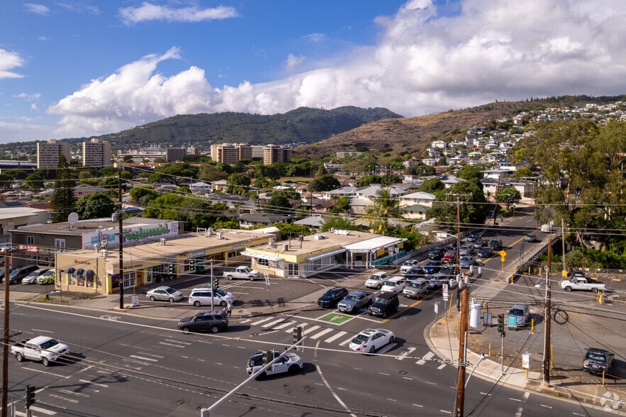 More Photos Of 3040 Waialae Ave, Honolulu Restaurant For Lease
