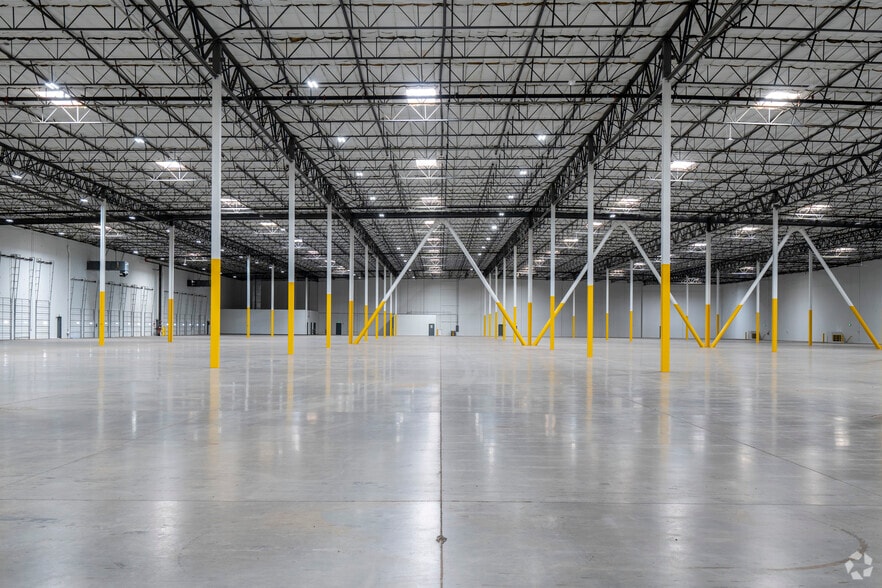 More Photos Of 775 Waltham Way, Sparks Distribution For Lease