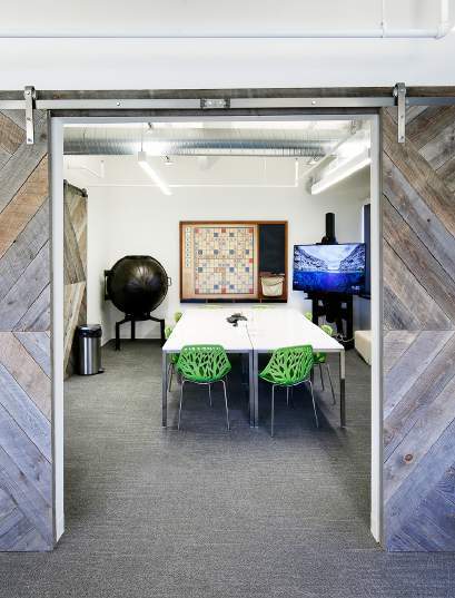 More Photos Of 777 W Putnam Ave, Greenwich Office For Lease