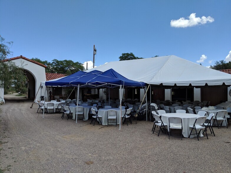 More Photos Of 1170 Rancho Robles Rd, Oracle Hotel For Sale