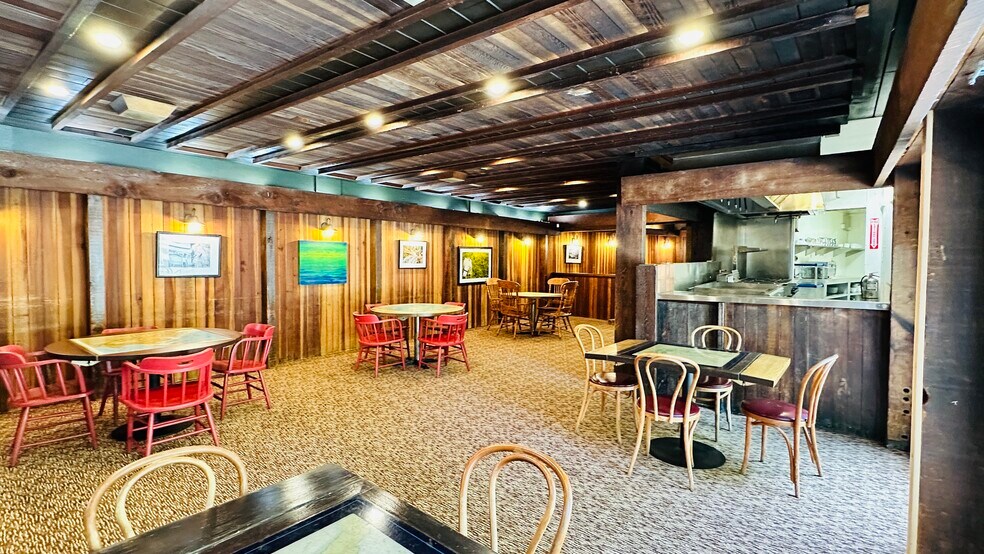 More Photos Of 54905 N Circle Dr, Idyllwild-Pine Cove Restaurant For Lease