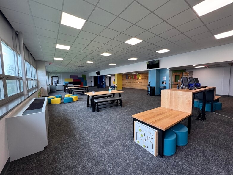 More Photos Of 759 S Lenfesty Ave, Marion Religious Facility For Sale