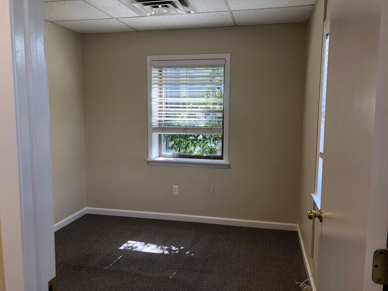 More Photos Of 185 Fairfield Ave, West Caldwell Medical For Lease