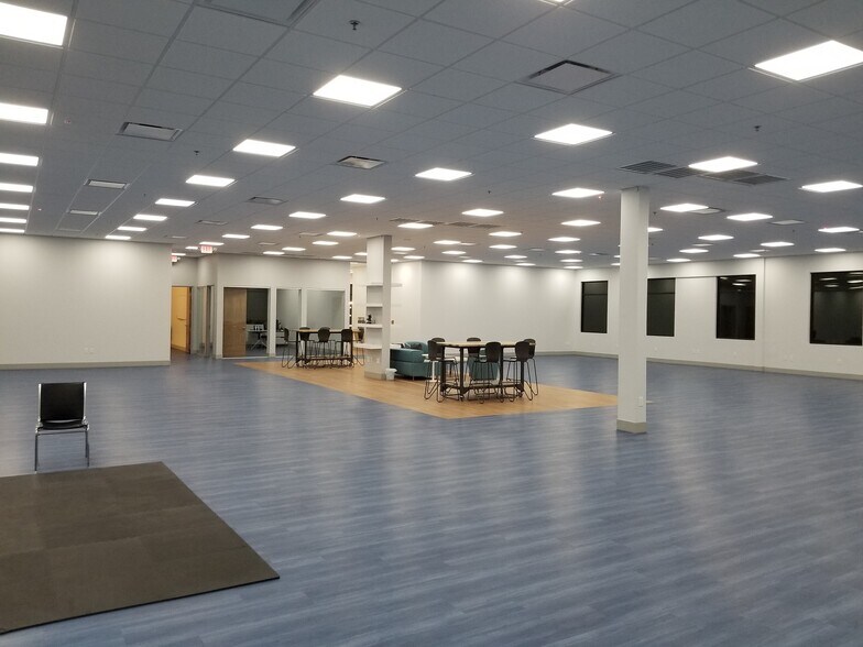 More Photos Of 153 E State Highway 121, Coppell Medical For Lease