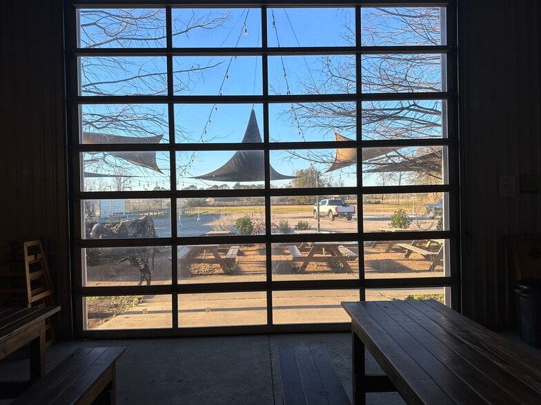 More Photos Of 2606 Spring Cypress Rd, Spring Warehouse For Sale