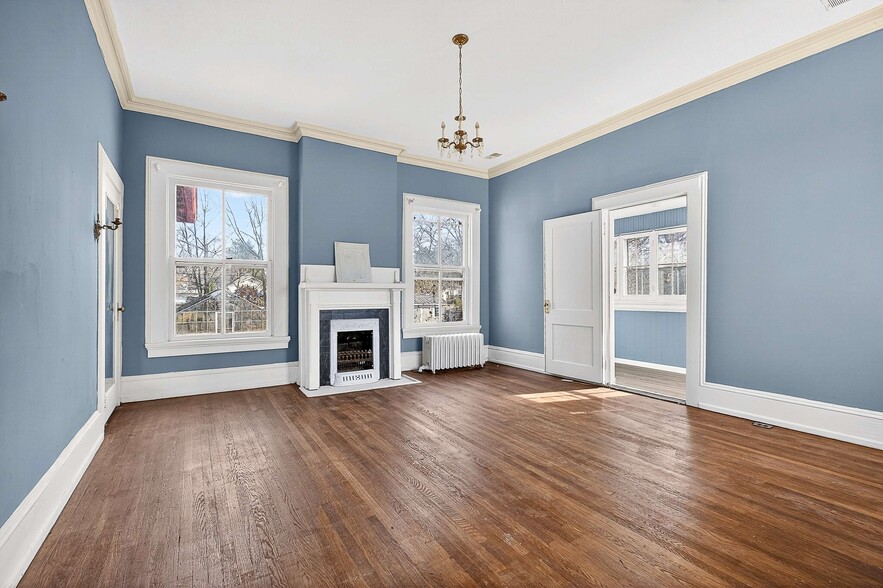 More Photos Of 408 NE Atlantic St, Tullahoma Flex For Sale