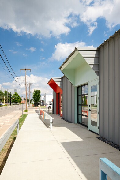 More Photos Of 1135 N Broadway Pl, Oklahoma City Manufacturing For Lease