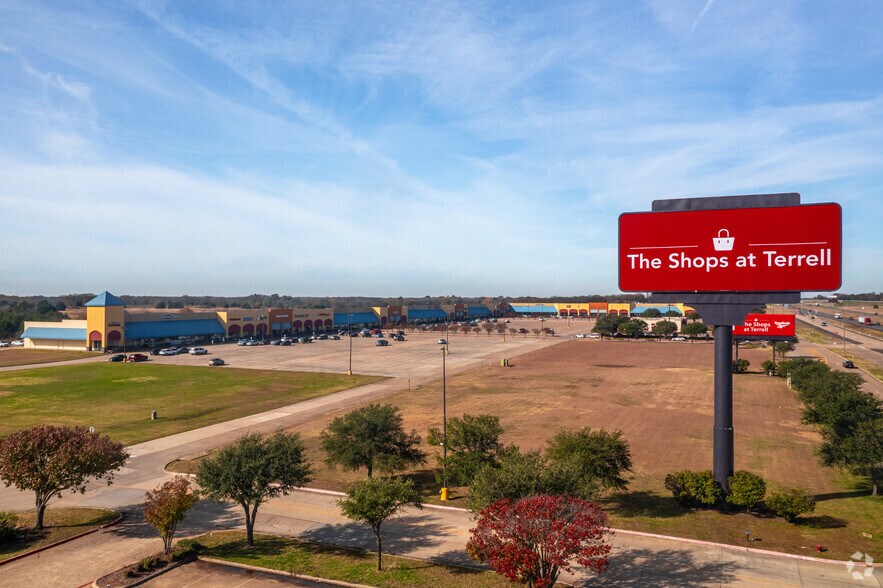 Primary Photo Of 301 Tanger Dr, Terrell Unknown For Lease