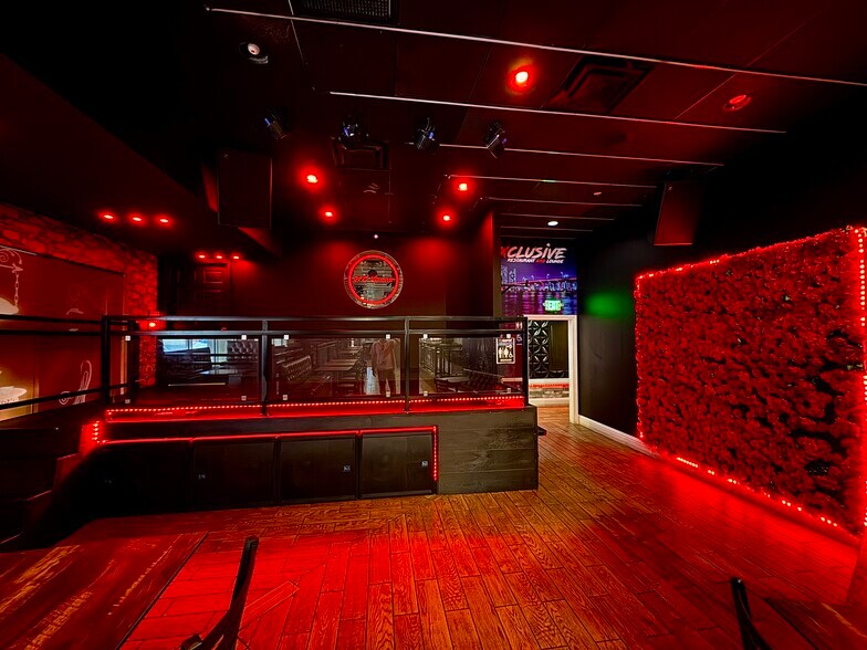 More Photos Of 2000 Harrison St, Hollywood Unknown For Lease