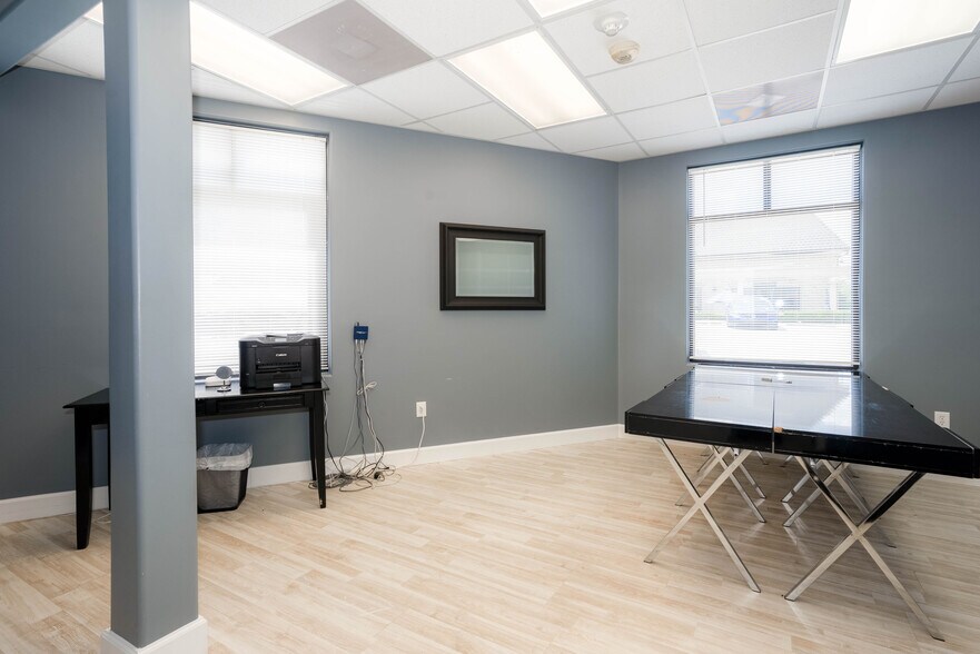 More Photos Of 3901 Mary Eliza Trce NW, Marietta Medical For Lease