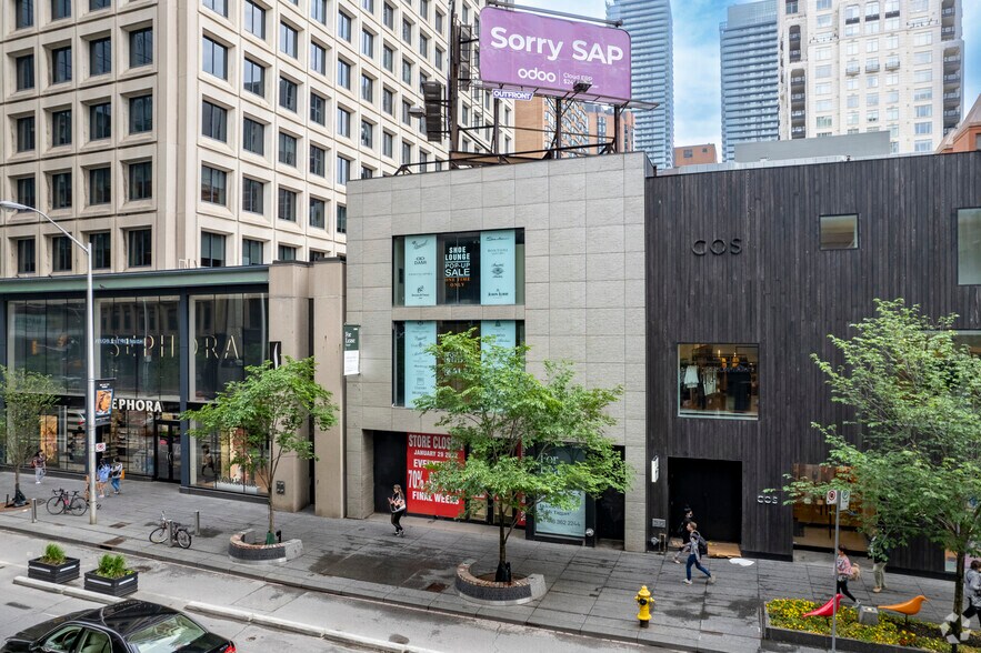 More Photos Of 83 Bloor St W, Toronto Storefront For Lease