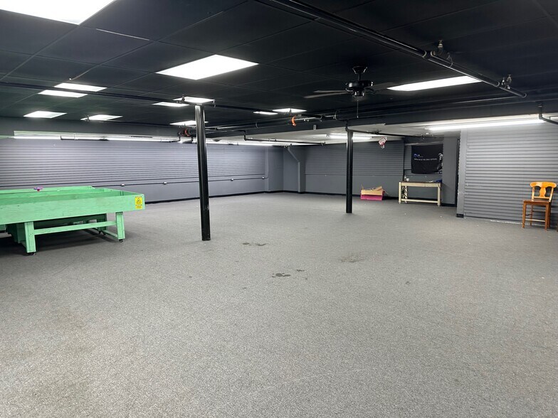 More Photos Of 312 E Main St, Grand Prairie Freestanding For Lease