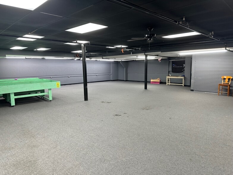 More Photos Of 312 E Main St, Grand Prairie Freestanding For Sale