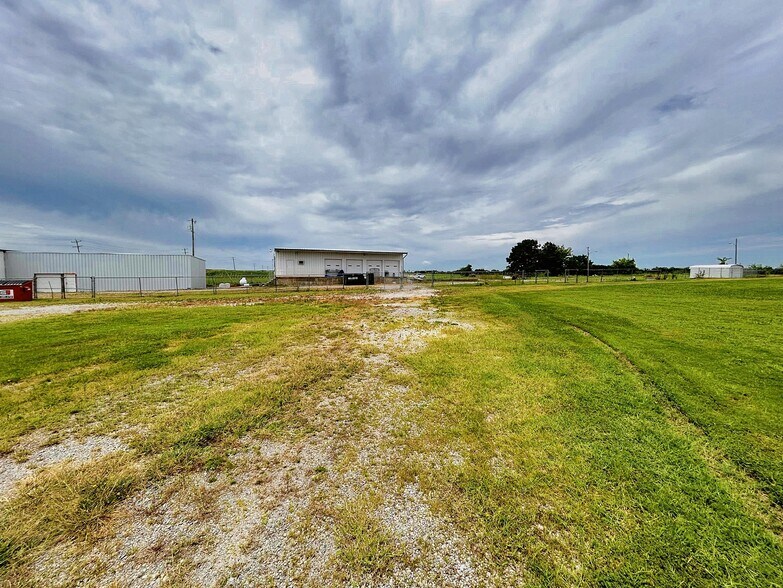 More Photos Of 120 W Peak Blvd, Muskogee Freestanding For Sale