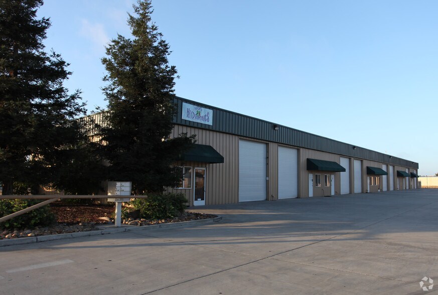 Primary Photo Of 2173 Wilcox Rd, Stockton Warehouse For Lease