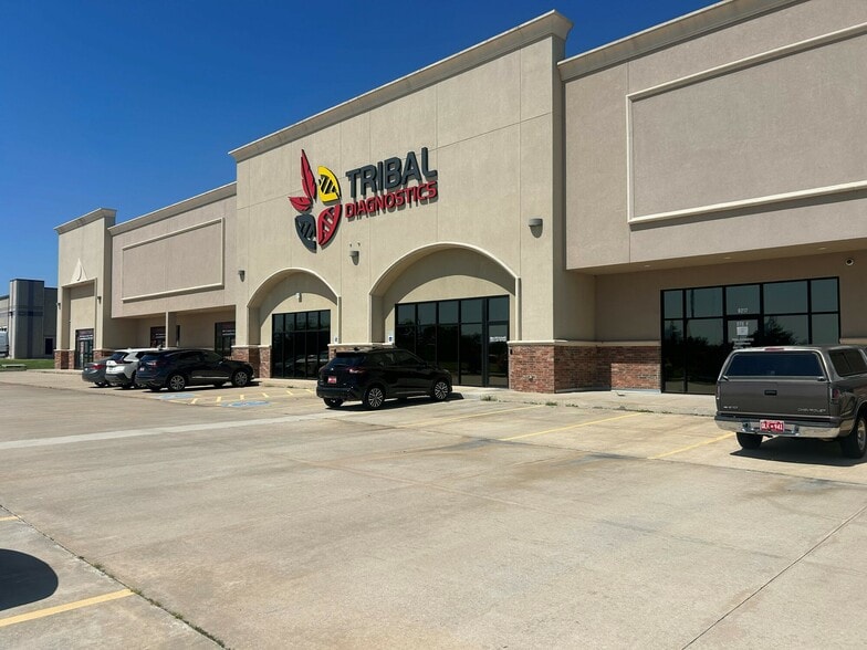More Photos Of 9217-9301 S Eastern Ave, Oklahoma City Warehouse For Sale