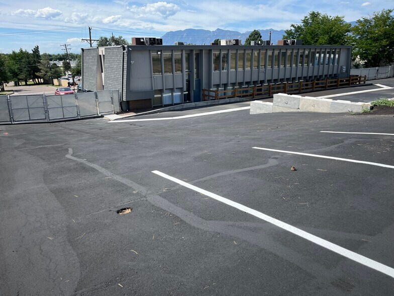 More Photos Of 2720 E Yampa St, Colorado Springs Office Residential For Lease