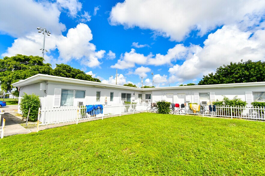 More Photos Of , Hallandale Beach Multifamily For Sale