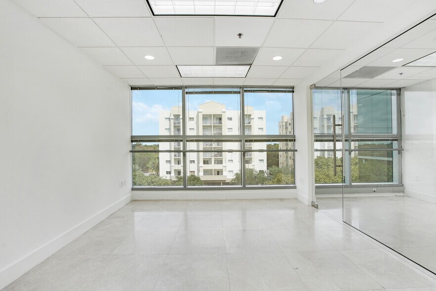 More Photos Of 2121 SW 3rd Ave, Miami Office For Lease
