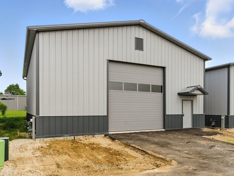 More Photos Of W4838 County Rd RR, Random Lake Manufacturing For Sale