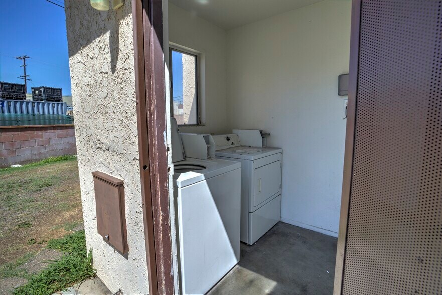 More Photos Of 309 S Del Mar Ave, San Gabriel Apartments For Sale