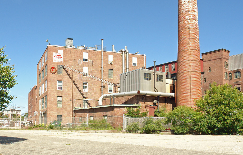 Primary Photo Of 25-29 Front St, Nashua Warehouse For Lease