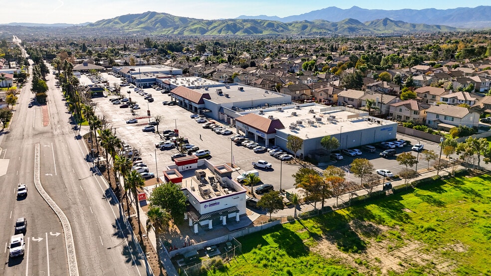 More Photos Of 4652-4822 La Sierra Ave, Riverside Unknown For Lease